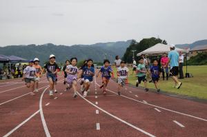 小学校1,2年生の部800m